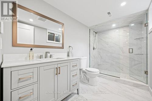 17 Darby Road, Guelph, ON - Indoor Photo Showing Bathroom