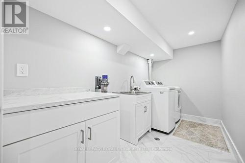 17 Darby Road, Guelph, ON - Indoor Photo Showing Laundry Room