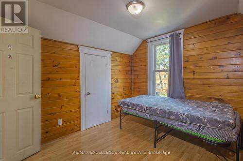 328 Bridge Avenue, Windsor, ON - Indoor Photo Showing Bedroom