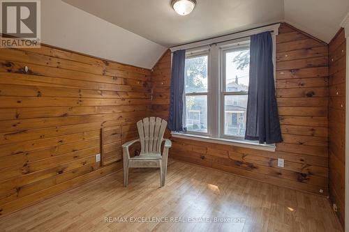 328 Bridge Avenue, Windsor, ON - Indoor Photo Showing Other Room