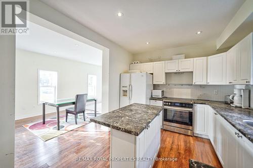 4973 Old Brock Road, Pickering, ON - Indoor Photo Showing Kitchen With Upgraded Kitchen