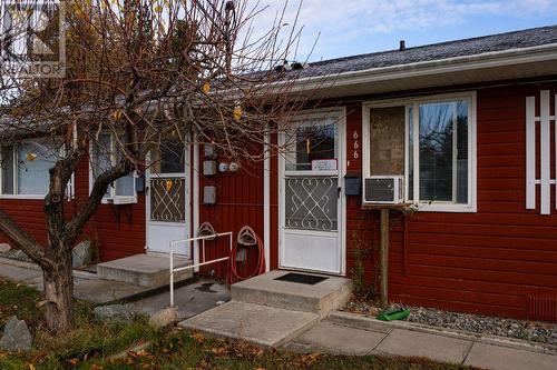 666/668 Reemon Drive, Kamloops, BC - Outdoor