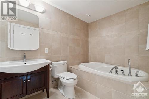 90 George Street Unit#1301, Ottawa, ON - Indoor Photo Showing Bathroom