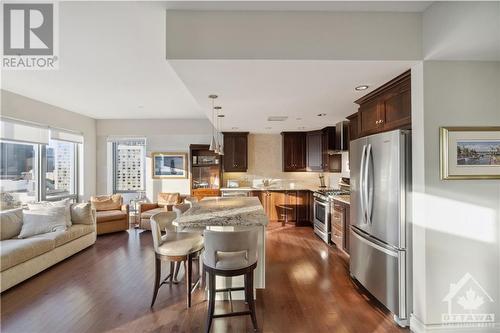 90 George Street Unit#1301, Ottawa, ON - Indoor Photo Showing Kitchen