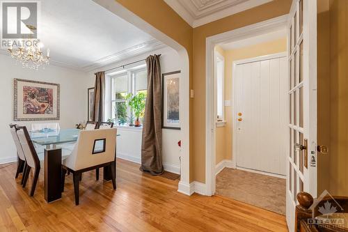 870 Riddell Avenue N, Ottawa, ON - Indoor Photo Showing Dining Room