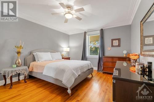 870 Riddell Avenue N, Ottawa, ON - Indoor Photo Showing Bedroom