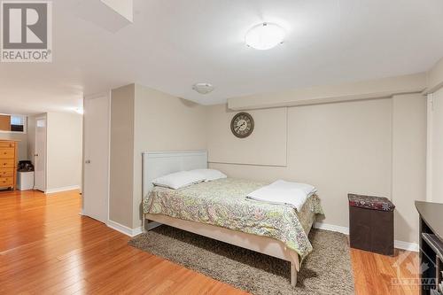 870 Riddell Avenue N, Ottawa, ON - Indoor Photo Showing Bedroom