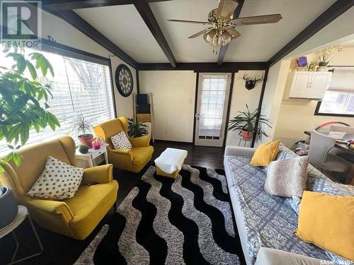 619 1St Street E, Meadow Lake, SK - Indoor Photo Showing Living Room