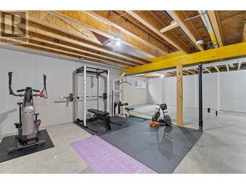 2810 15 Avenue Ne Unit# 28, Salmon Arm, BC - Indoor Photo Showing Gym Room