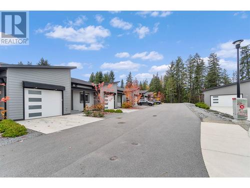 2810 15 Avenue Ne Unit# 28, Salmon Arm, BC - Outdoor