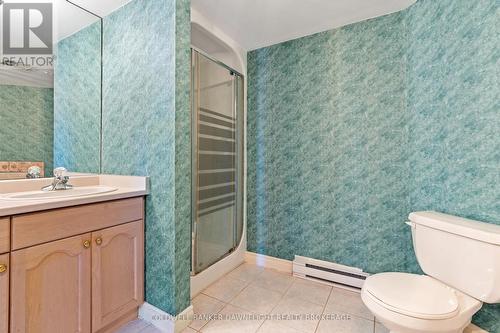 101 - 9 Pine Street, Lambton Shores (Grand Bend), ON - Indoor Photo Showing Bathroom