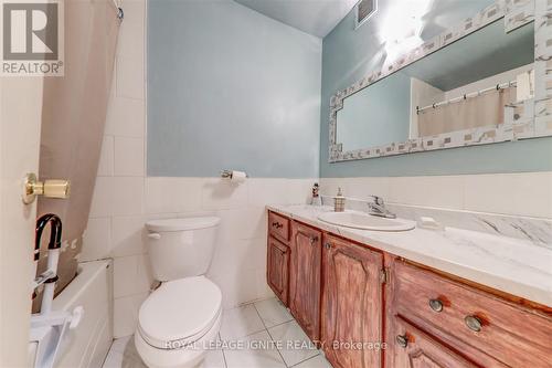 505 - 4060 Lawrence Avenue E, Toronto, ON - Indoor Photo Showing Bathroom