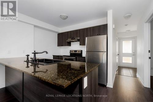 204 - 7 Anchorage Crescent, Collingwood, ON - Indoor Photo Showing Kitchen With Stainless Steel Kitchen With Double Sink With Upgraded Kitchen