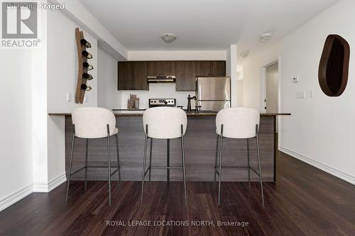 204 - 7 Anchorage Crescent, Collingwood, ON - Indoor Photo Showing Kitchen