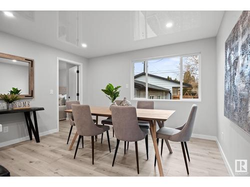 10713 St Gabriel School Rd Nw, Edmonton, AB - Indoor Photo Showing Dining Room