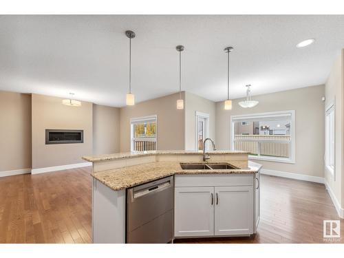 3915 Agar Co Sw, Edmonton, AB - Indoor Photo Showing Kitchen With Double Sink With Upgraded Kitchen