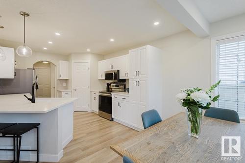 420 84 St Sw, Edmonton, AB - Indoor Photo Showing Kitchen With Upgraded Kitchen