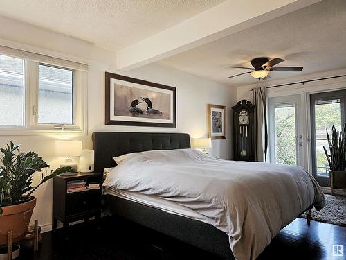 9535 148 St Nw, Edmonton, AB - Indoor Photo Showing Bedroom