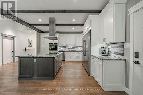 4571 Aspdin Road, Muskoka Lakes, ON - Indoor Photo Showing Kitchen With Upgraded Kitchen