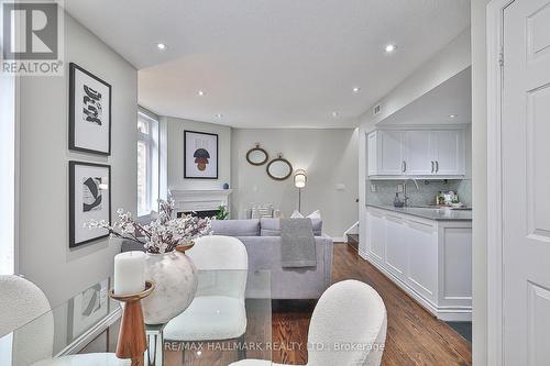 15 - 83 Lillian Street, Toronto, ON - Indoor Photo Showing Dining Room