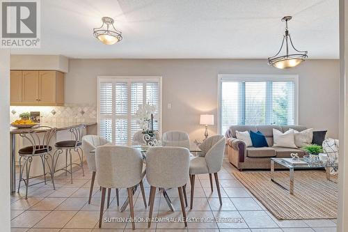 88 Klamath Court, Vaughan, ON - Indoor Photo Showing Dining Room