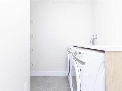 960 Loch Glen Pl, Langford, BC - Indoor Photo Showing Laundry Room