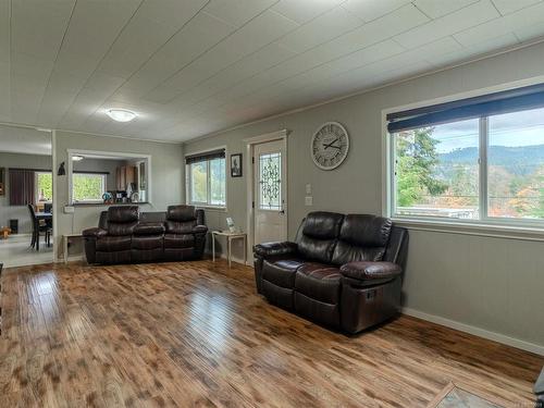 6412 Cherry Creek Rd, Port Alberni, BC 