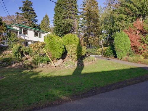 628 Fernhill Rd, Esquimalt, BC 