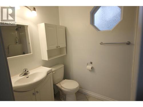 2nd Bedroom Ensuite - 555 San Ang Way, Princeton, BC - Indoor Photo Showing Bathroom