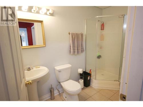 Basement Washroom - 555 San Ang Way, Princeton, BC - Indoor Photo Showing Bathroom