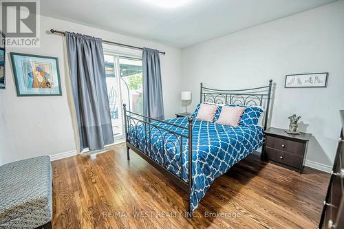 33 Herkley Drive, Brampton, ON - Indoor Photo Showing Bedroom