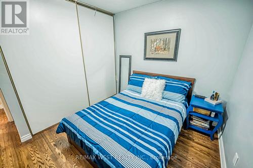 33 Herkley Drive, Brampton, ON - Indoor Photo Showing Bedroom