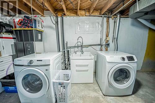 33 Herkley Drive, Brampton, ON - Indoor Photo Showing Laundry Room