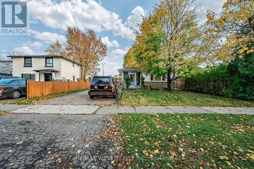 33 Herkley Drive, Brampton, ON - Outdoor