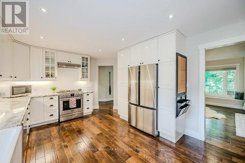 6490 Panton Street, Burlington, ON - Indoor Photo Showing Kitchen With Stainless Steel Kitchen With Upgraded Kitchen