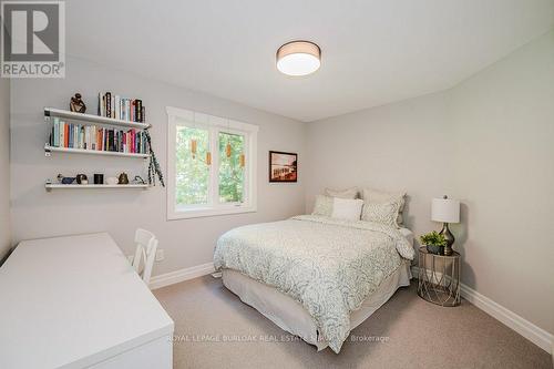 6490 Panton Street, Burlington, ON - Indoor Photo Showing Bedroom