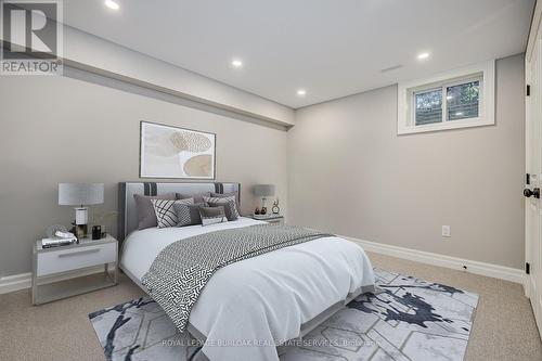 6490 Panton Street, Burlington, ON - Indoor Photo Showing Bedroom