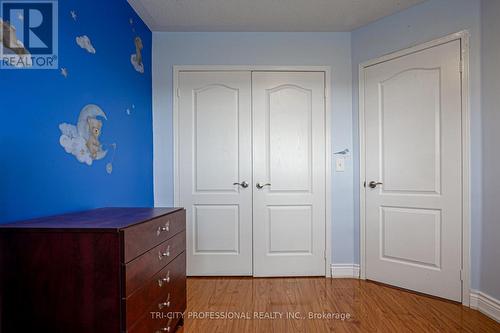 3404 Angel Pass Drive, Mississauga, ON - Indoor Photo Showing Other Room