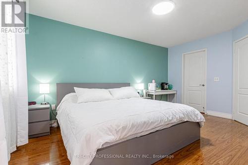 3404 Angel Pass Drive, Mississauga, ON - Indoor Photo Showing Bedroom