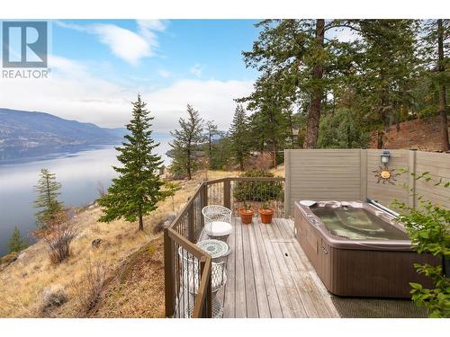 1238 Kyndree Court, Kelowna, BC - Outdoor With Body Of Water With Deck Patio Veranda