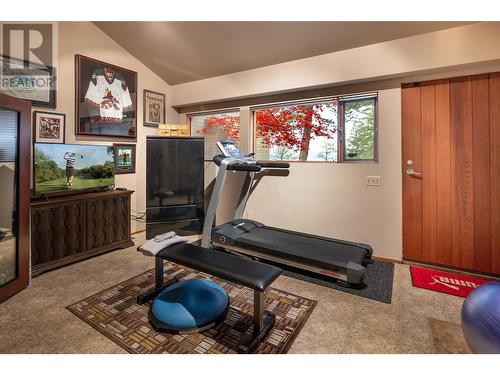 1238 Kyndree Court, Kelowna, BC - Indoor Photo Showing Gym Room