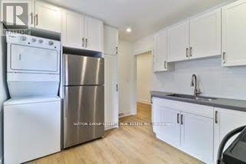 3 - 721 Gladstone Avenue, Toronto, ON - Indoor Photo Showing Laundry Room