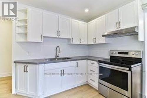 3 - 721 Gladstone Avenue, Toronto, ON - Indoor Photo Showing Kitchen