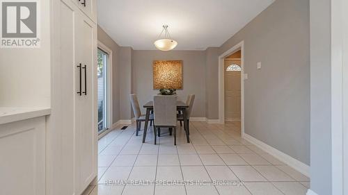 12 Willowcrest Court, Brampton, ON - Indoor Photo Showing Dining Room