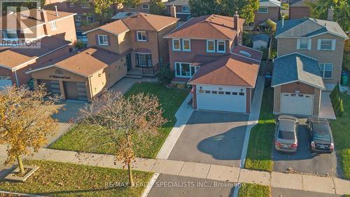 12 Willowcrest Court, Brampton, ON - Outdoor With Facade