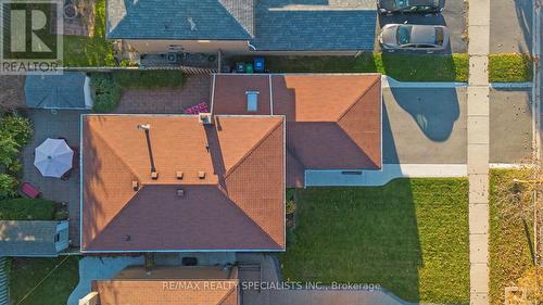 12 Willowcrest Court, Brampton, ON - Outdoor