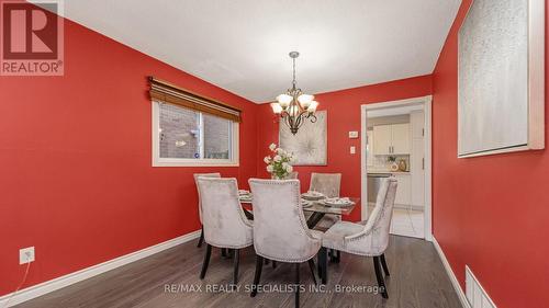 12 Willowcrest Court, Brampton, ON - Indoor Photo Showing Dining Room