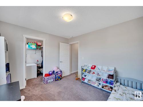 4819 173 Av Nw, Edmonton, AB - Indoor Photo Showing Bedroom