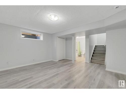 514 89 St Sw, Edmonton, AB - Indoor Photo Showing Other Room