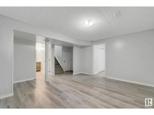 514 89 St Sw, Edmonton, AB - Indoor Photo Showing Other Room